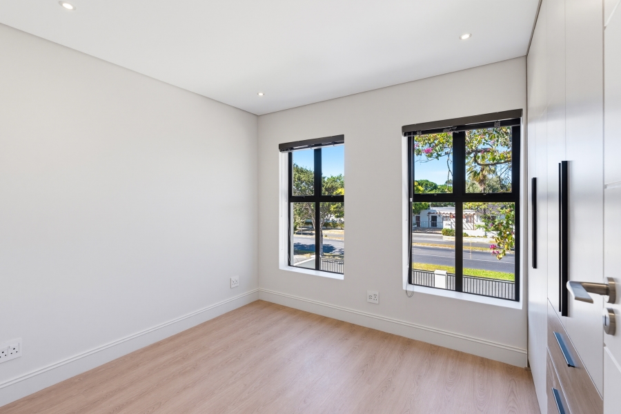 To Let 3 Bedroom Property for Rent in Pinelands Western Cape